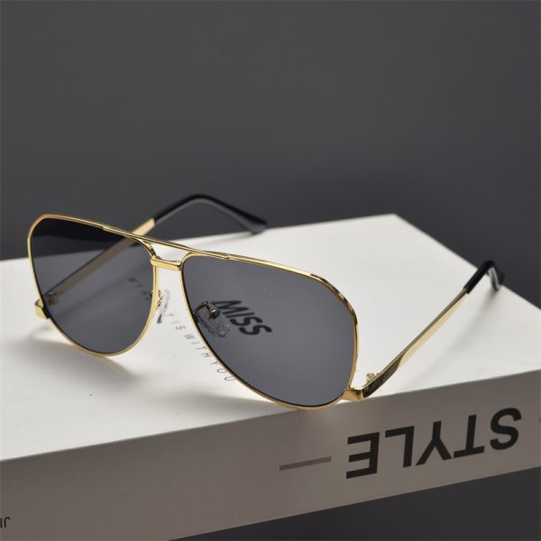 Retro Oversized Punk Double-Bridge Sunglasses for Women - High-End Round Face Frog Glasses for Hip-Hop and Party Style