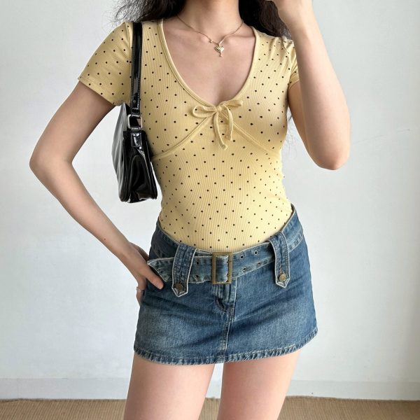 Retro Polka Dot Bow V-Neck T-Shirt for Women - Slim Fit Short Sleeve Summer Top in European American Style