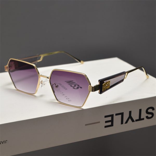 Retro Polygonal Slimming Sunglasses for Men and Women - High-End Punk Style Hip-Hop Party Eyewear