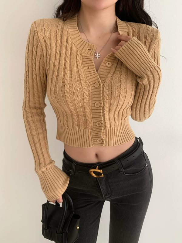 Retro Round Neck Cable Knit Cardigan for Women - Slim Fit, Buttoned Long Sleeve Sweater, Short Length, European American Style