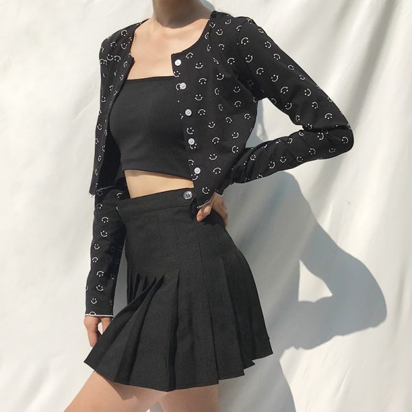 Retro Smiley Face Print Long Sleeve Cardigan T-Shirt Top with Round Neck, High Waist, and Short Hem â€“ Cute Y2K Style Fashion