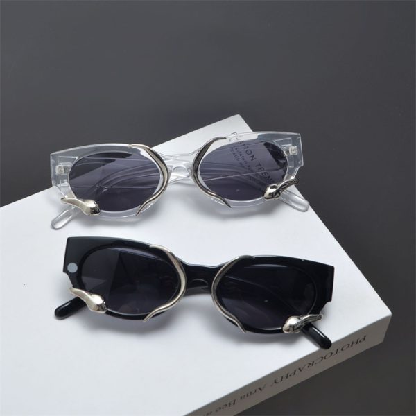 Retro Snake-Shaped Cat-Eye Sunglasses for Women - Millennium Style Korean Trendy Hip-Hop Party Eyewear