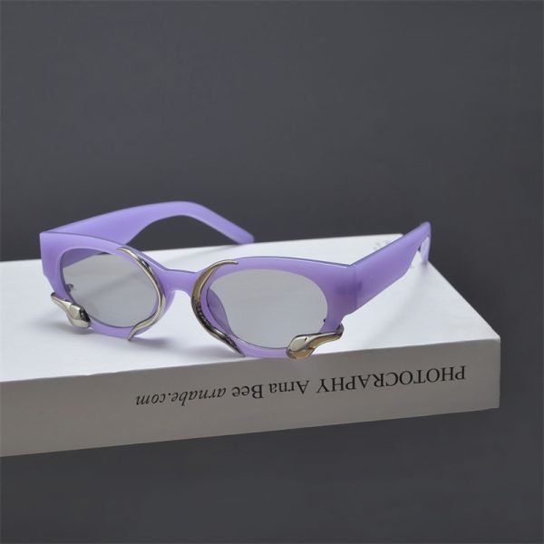 Retro Snake-Shaped Cat-Eye Sunglasses for Women - Millennium Style Korean Trendy Hip-Hop Party Eyewear