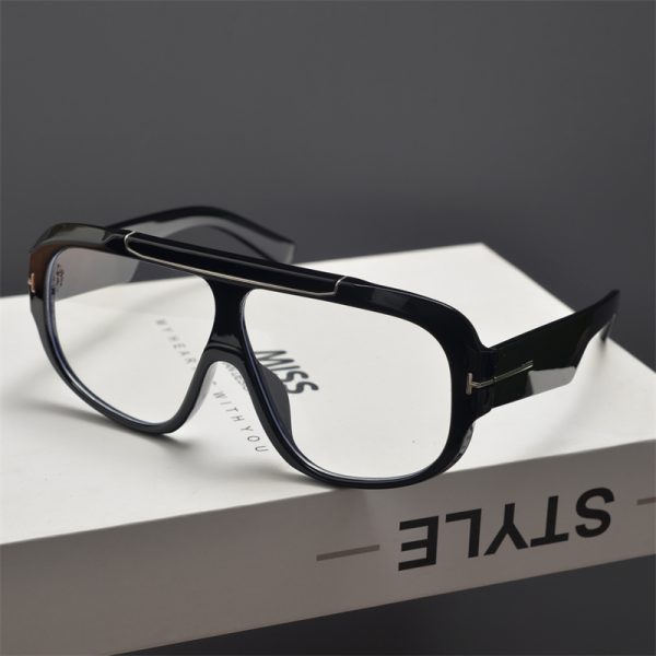 Retro Square Frame Round Face Sunglasses for Men and Women, Trendy Windproof Cycling Shades, Hip-Hop Style Eyewear
