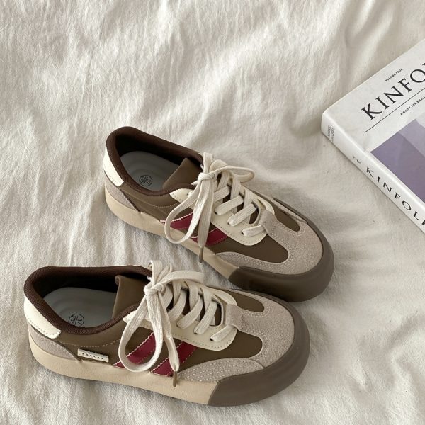 Retro Thick-Soled Women's Casual Sports Shoes - Versatile College Style for Spring 2025 - Trendy Y2K Inspired Footwear