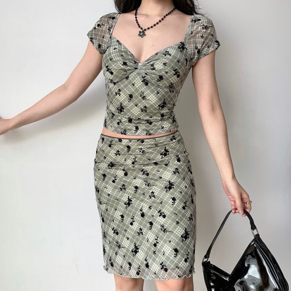 Retro Velvet Plaid Short Sleeve T-Shirt & Bodycon Skirt Set for Women - European & American Style Summer Fashion