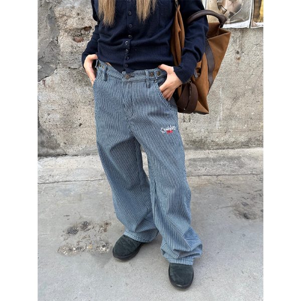 Retro Vertical Striped Jeans for Men and Women - Casual Embroidered Straight-Leg Loose Pants for a Slimming Fit