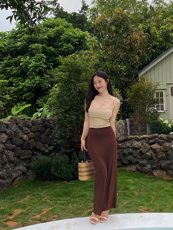Reversible Long Skirt in Ice Silk Feel - High-End Fabric, Slim Fit, Elastic Waist, Luxe Style for Effortless Elegance