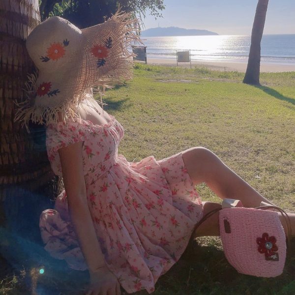 Romantic Floral Puff Sleeve Dress with French Square Neck - Handmade Hawaiian Style for Spring/Summer Vacation 2025