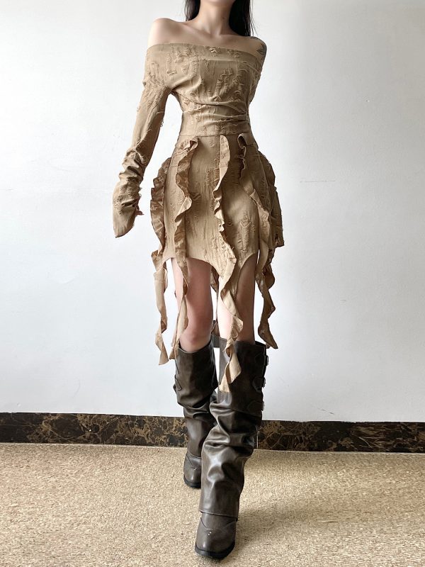 Ruffled Fringe Denim Skirt for Women, Distressed Light Wash Short Skirt, Off-Shoulder Dress, Y2K Style, Boho Chic Fashion