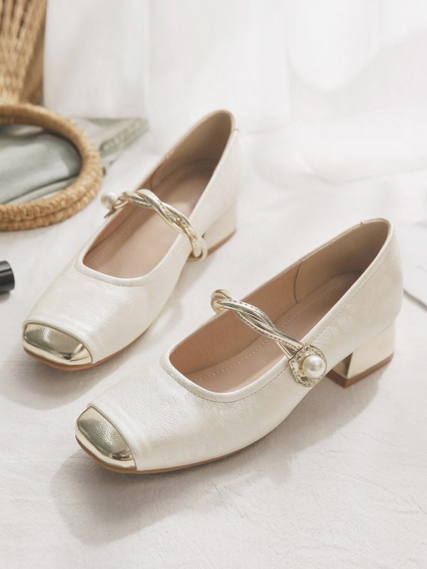 Sheepskin National Style Cheongsam Mary Jane Shoes for Women - Elegant Evening Flats, French-Inspired Design for Skirts