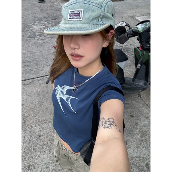 Slim-Fit Crop Short-Sleeve T-Shirt for Women - American Style High Street Summer Top, Trendy Shoulder Design, Y2K Fashion