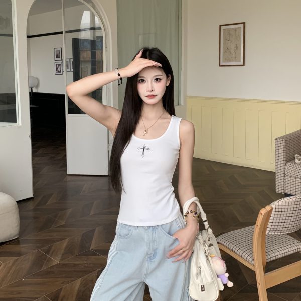 Slim Fit Cross Strap Tank Top for Women - American Style Sleeveless Sports Top - Summer Essential for Active Wear