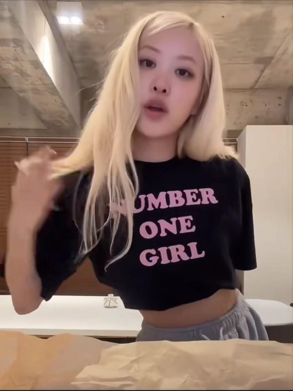 Slim-Fit Shoulder-Structured Round Neck Short Sleeve T-Shirt for Women - Park Chaeyoung's Number One Girl Inspired Design