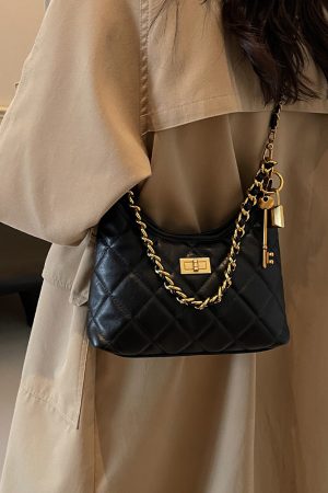 Small Diamond Quilted Chain Shoulder Bag - 2025 Autumn Minimalist Crossbody with Large Capacity, Versatile Square Design