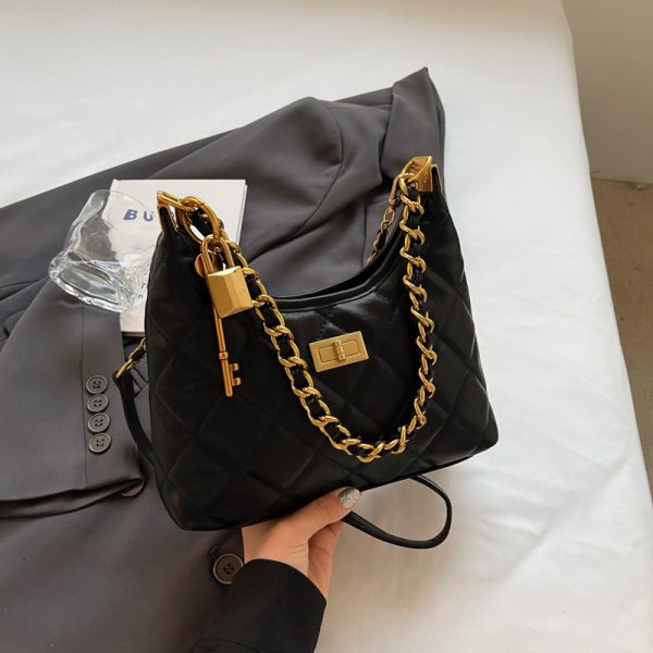 Small Diamond Quilted Chain Shoulder Bag - 2025 Autumn Minimalist Crossbody with Large Capacity, Versatile Square Design