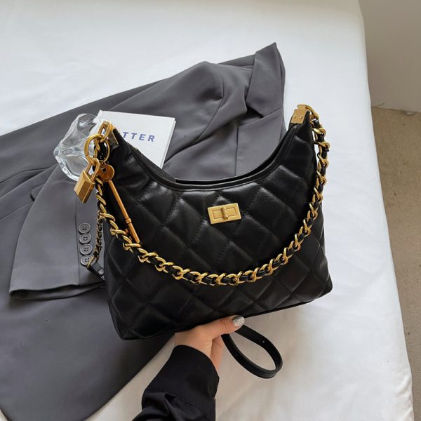 Small Diamond Quilted Chain Shoulder Bag - 2025 Autumn Minimalist Crossbody with Large Capacity, Versatile Square Design