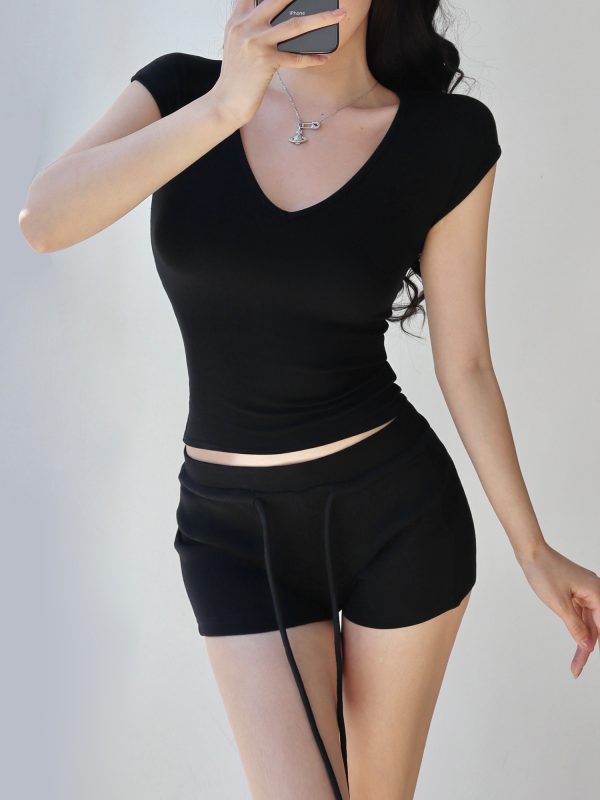 Soft and Comfortable Women's Basic V-Neck Short Sleeve T-Shirt - Elastic Slim Fit Versatile Top for Hot Girls, Perfect for Casual Looks