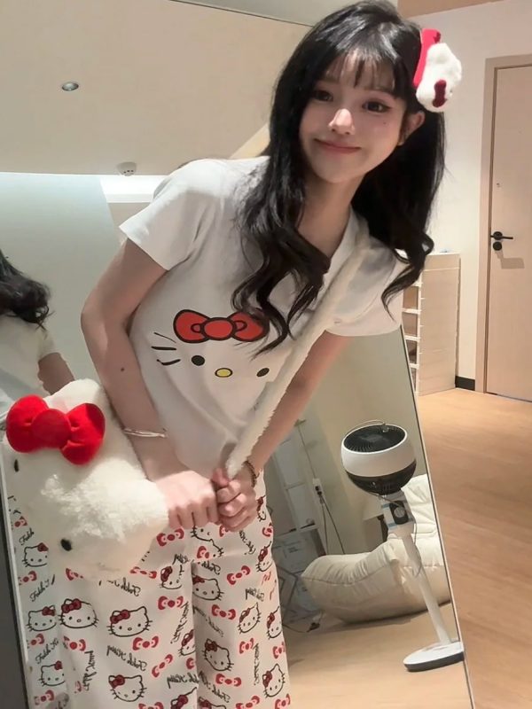 Spicy Girl Kitty Cat Print White Short Sleeve T-Shirt for Women - Summer Round Neck Slim Fit Sweet Flattering Top