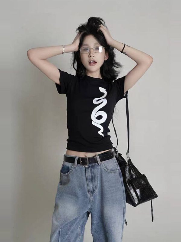 Spicy Girl Snake Print Black Short-Sleeve T-Shirt for Women - Slim Fit Summer Top, Versatile American Style Fashion