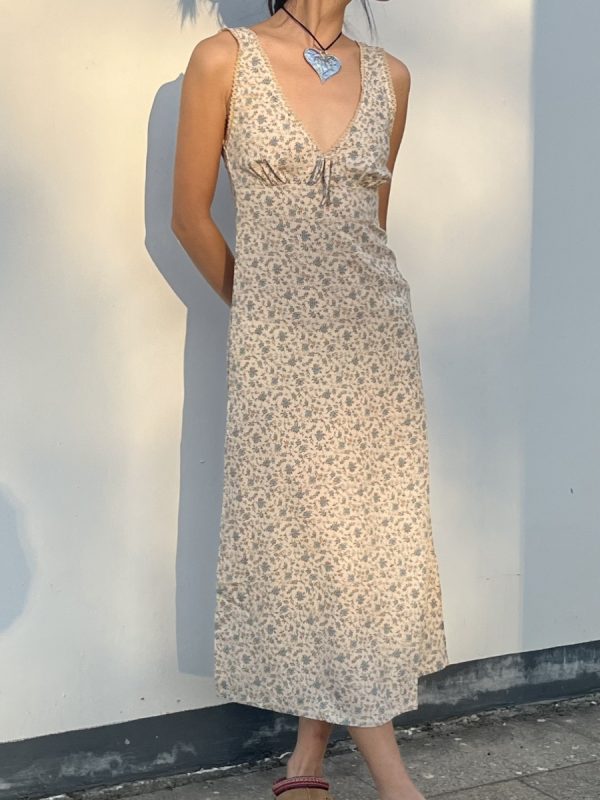 Spring 2025 French Floral V-Neck Tie Waist Slim Fit Sleeveless Dress for Women - Perfect for 90s and Y2K Style Looks