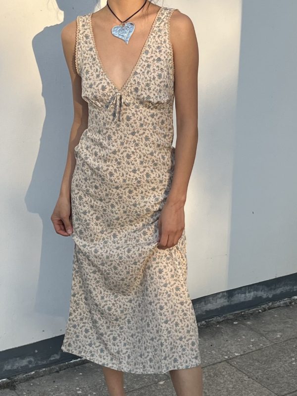 Spring 2025 French Floral V-Neck Tie Waist Slim Fit Sleeveless Dress for Women - Perfect for 90s and Y2K Style Looks