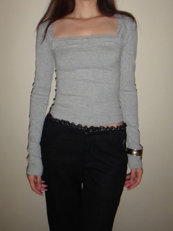 Spring 2025 Women's Elegant Square Neck Slim Fit Short T-Shirt - Versatile Basic Top for Hot Girl Style