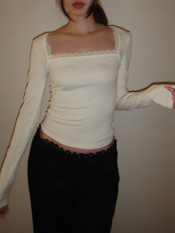 Spring 2025 Women's Elegant Square Neck Slim Fit Short T-Shirt - Versatile Basic Top for Hot Girl Style