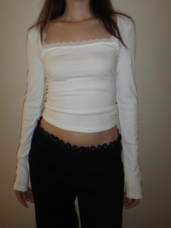 Spring 2025 Women's Elegant Square Neck Slim Fit Short T-Shirt - Versatile Basic Top for Hot Girl Style