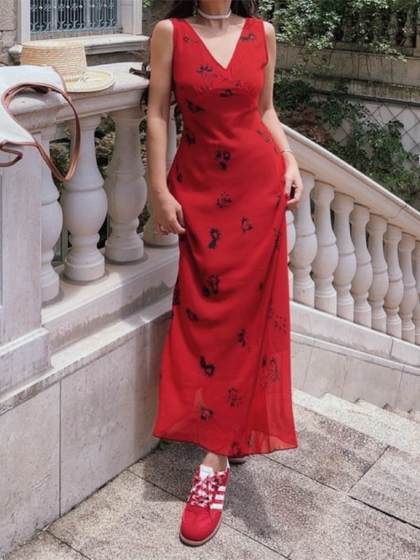 Stunning Red Floral Mermaid Dress - Handmade Draped V-Neck, Waist-Cinching, Perfect for Vacation & Summer Events