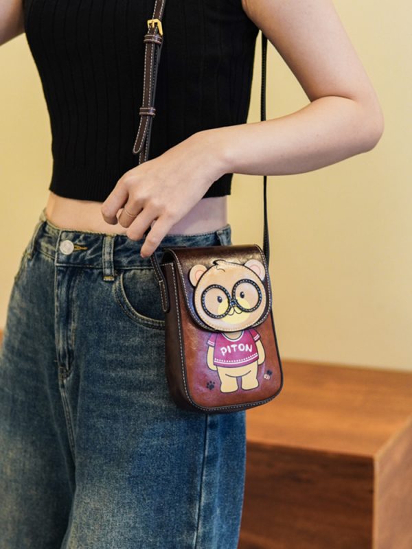 Stylish Cartoon Bear Shoulder Crossbody Bag for Women, 2025 Trendy Small Square Phone Bag, Cute Fashion Accessory
