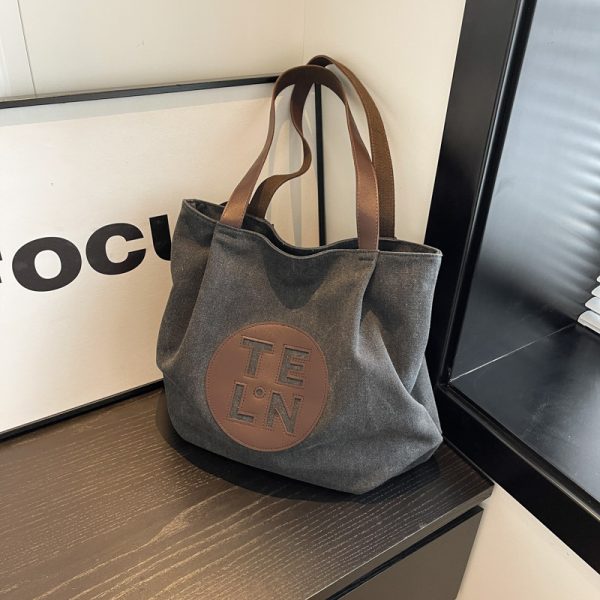 Stylish Large Capacity Canvas Commuter Bag for Women - Artistic Casual Shoulder Bag for Autumn Winter 2025, Versatile Everyday Use