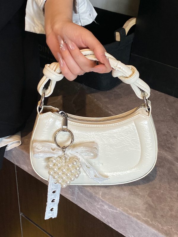 Stylish Minimalist Crossbody Saddle Bag for Women - Versatile 2025 Summer Handbag for Commuting and Everyday Use