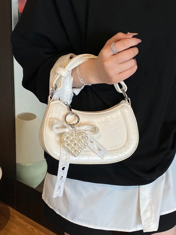 Stylish Minimalist Crossbody Saddle Bag for Women - Versatile 2025 Summer Handbag for Commuting and Everyday Use