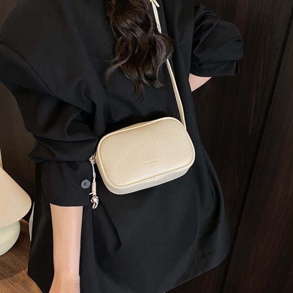 Stylish Yellow Crossbody Phone Bag for Women - Versatile Commuting Accessory, Summer 2025 Trendy Design
