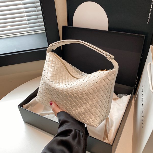 Summer 2025 Korean-Style Woven Large-Capacity Handbag for Women, Minimalist Casual Small Square Crossbody Bag