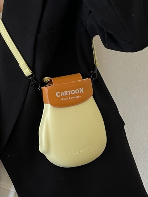 Summer 2025 Niche Design Mini Handbag for Women, Cute Versatile Crossbody Phone Bag, High-End Fashion Accessory