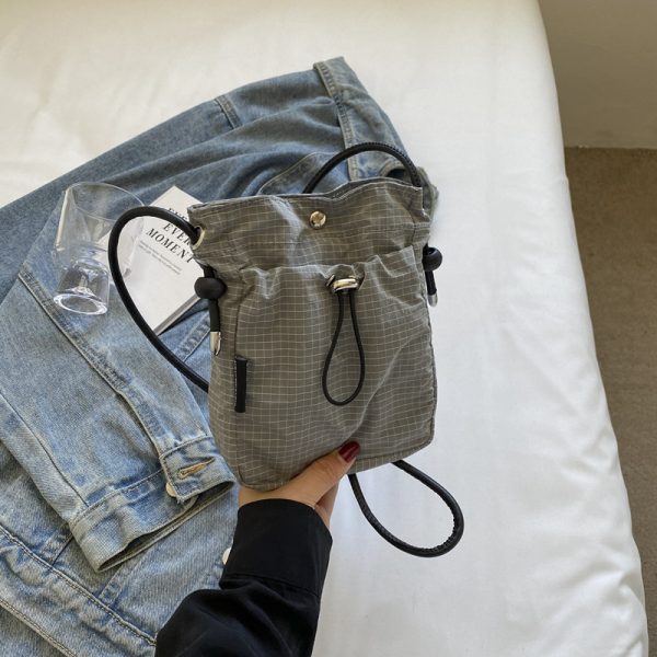 Summer 2025 Women's Casual Crossbody Bag, Trendy Bucket Shoulder Bag for Phones, Stylish Leisure Tote
