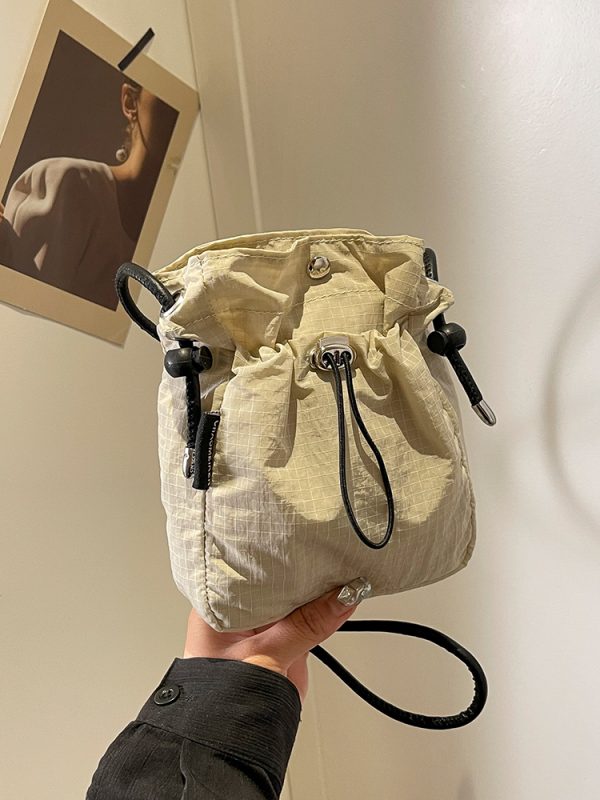 Summer 2025 Women's Casual Crossbody Bag, Trendy Bucket Shoulder Bag for Phones, Stylish Leisure Tote