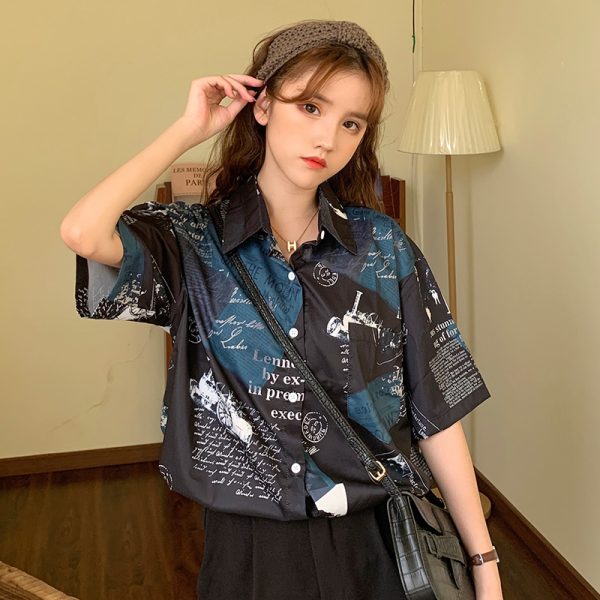 Summer Casual Loose Printed Short-Sleeve Shirt for Women - Versatile Beach Top in Hong Kong Style