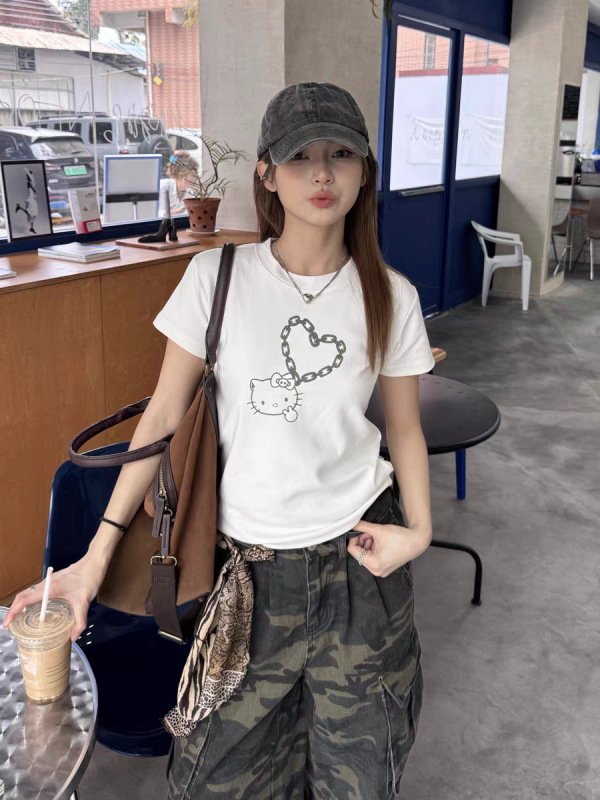 Summer Cool Hot Girl Hello Kitty Shoulder T-Shirt - Slim Fit Short Sleeve Niche Design for Trendy Y2K Style
