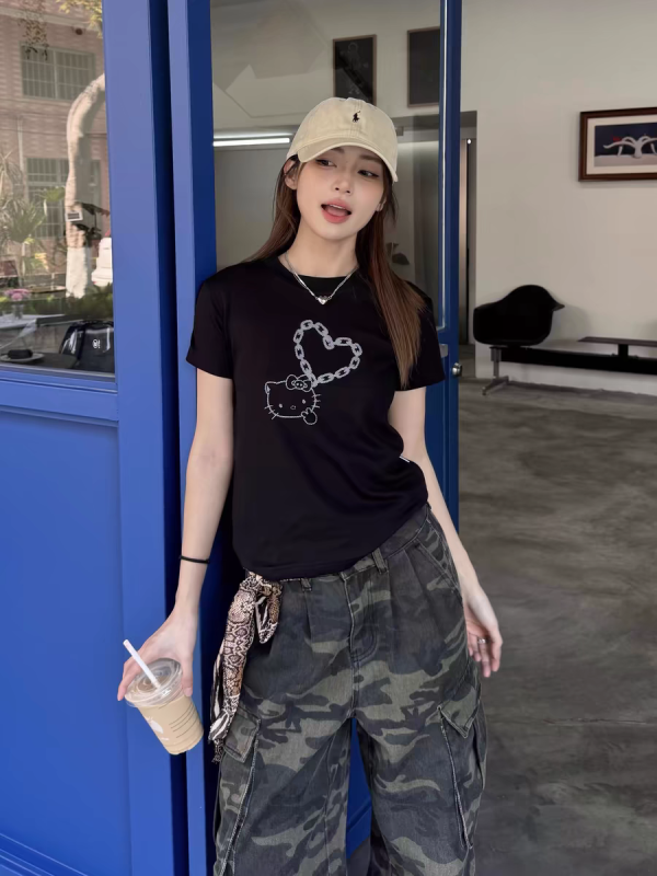 Summer Cool Hot Girl Hello Kitty Shoulder T-Shirt - Slim Fit Short Sleeve Niche Design for Trendy Y2K Style