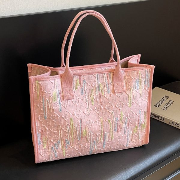 Summer Large Capacity Women's Travel Tote Bag - Chic Shoulder Bag for Commuting, Shopping, and Short Trips