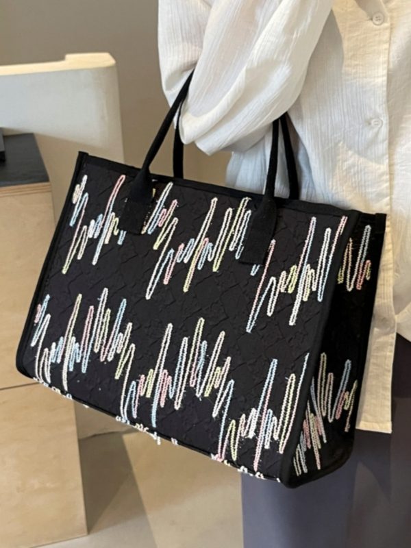 Summer Large Capacity Women's Travel Tote Bag - Chic Shoulder Bag for Commuting, Shopping, and Short Trips
