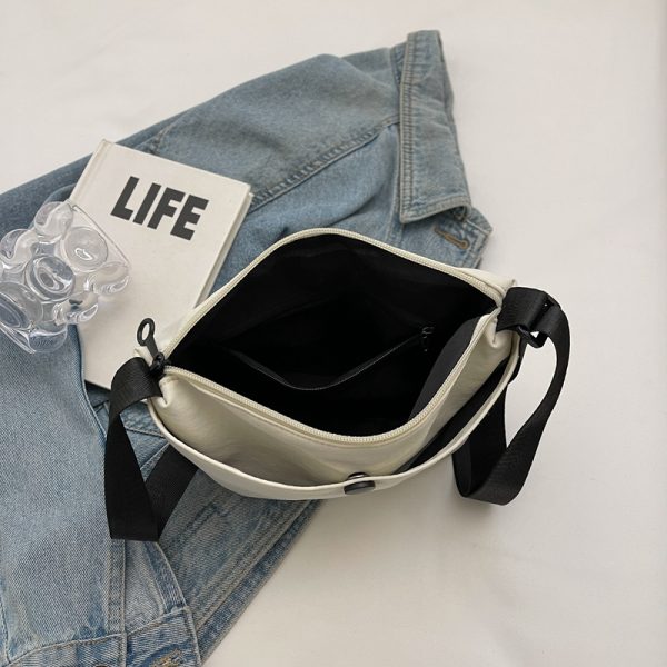 Summer Minimalist Lightweight Crossbody Bucket Bag for Women - Versatile Zipper Phone Bag for Commuting and Daily Use