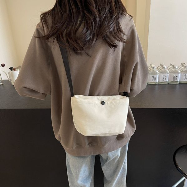 Summer Minimalist Lightweight Crossbody Bucket Bag for Women - Versatile Zipper Phone Bag for Commuting and Daily Use