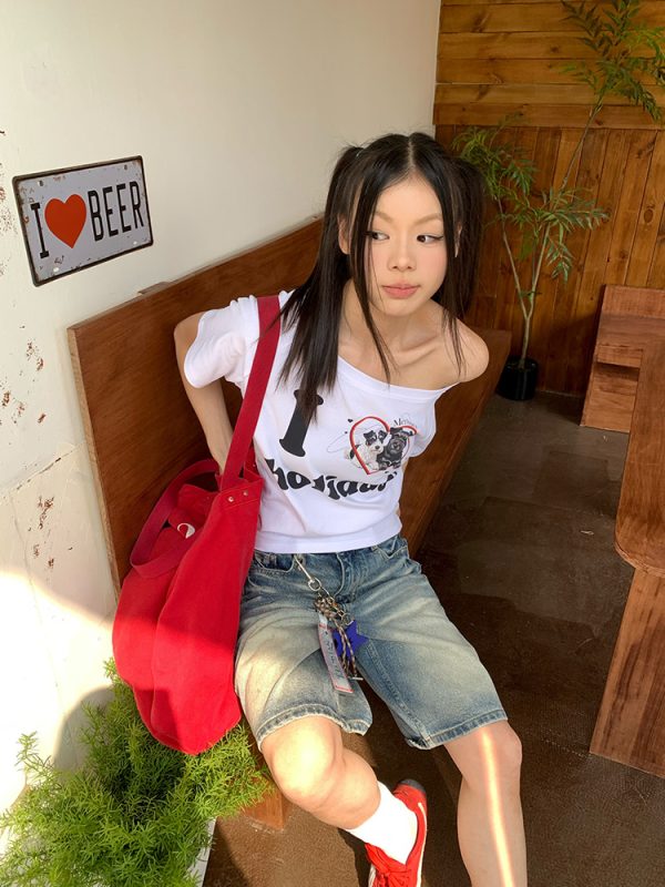 Summer Off-Shoulder Dog Print T-Shirt for Women - Slim Fit American Letter Short Sleeve Top, Casual Fashion