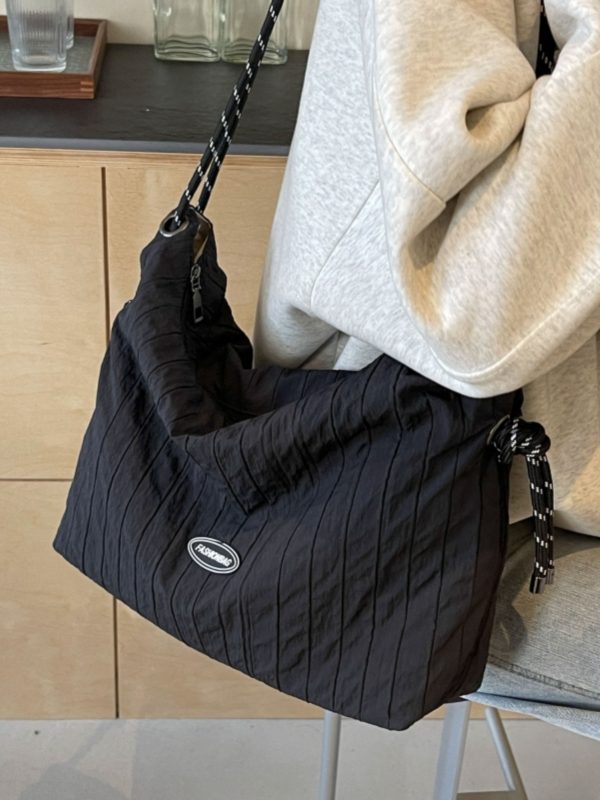 Summer Pleated Canvas Bag for Women - Large Capacity Commuter Dumpling Crossbody Bag, Niche INS Korean Style Versatile Tote