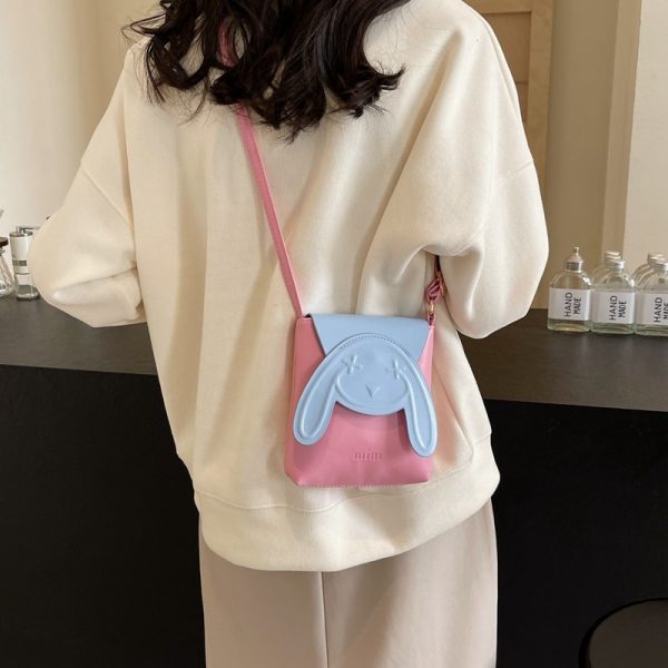 Summer Silver Crossbody Phone Bag for Women - Cute Mini High-End Niche Walking Bag for 2025 Fashion