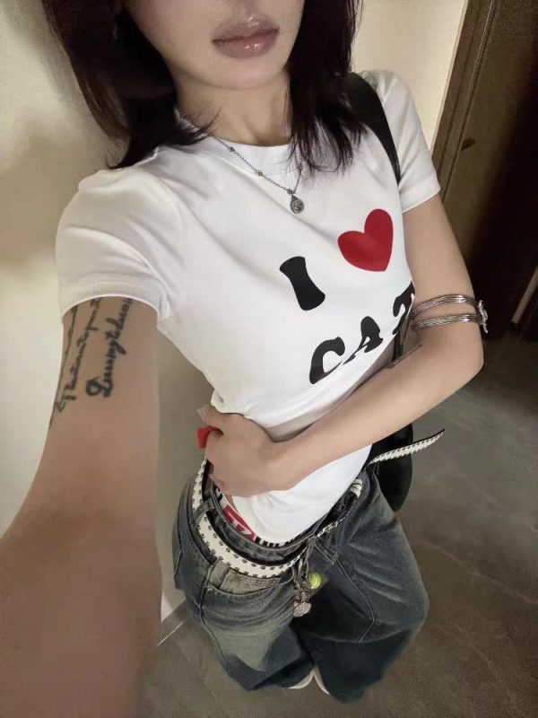 Summer Slim-Fit Heart Letter Printed Short Sleeve T-Shirt for Women | American-Style Minimalist Fashion Top